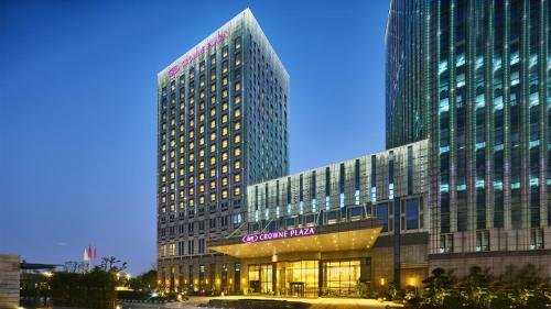 크라운 플라자 우한 개발 구역 바이 IHG - 숙소 외관