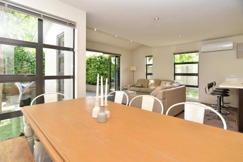 Four-Bedroom House image 10