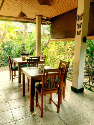 Restaurant, Mango Moon Guesthouse in Pemuteran