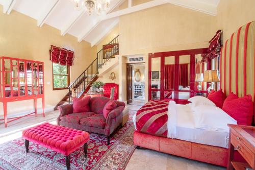 Book the One-Bedroom Vineyard Suite with Loft One-Bedroom Vineyard Suite with Loft