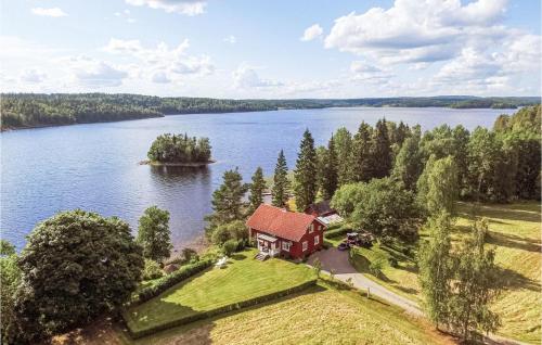 Nice home in rjng with 2 Bedrooms and WiFi - Årjäng