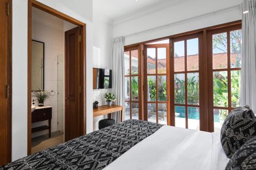 Two-Bedroom Villa image 9