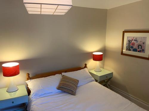 The Halfway House Pub and Kitchen - image 12