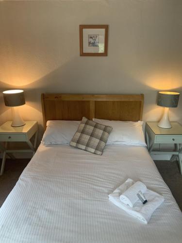 The Halfway House Pub and Kitchen - image 4