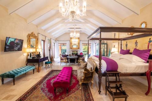 La Residence Room Type - One-Bedroom Vineyard Suite