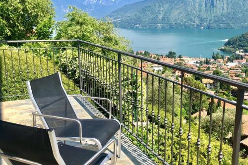 Erkély/terasz, LENNO PANORAMICA PRIVATE VILLA SLEEPS 8-By Italian Apartments in Lenno