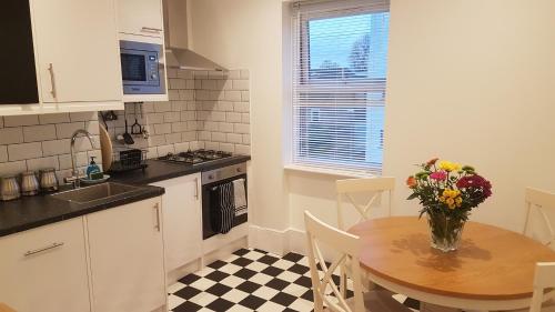 The Gateway Hotel - image 4