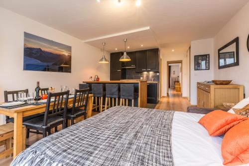 Apartment Periades - image 12