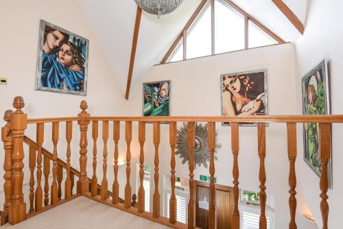 Tilehouse lodge - image 6