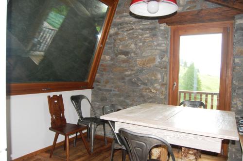 Case Gran Paradiso di Charme Villaggio La Barmaz - image 5