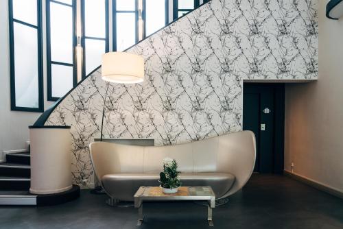 . Logis Hôtel Le Miramont