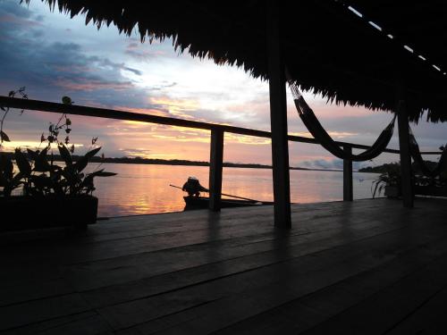 Cabana Flotante Kurupira