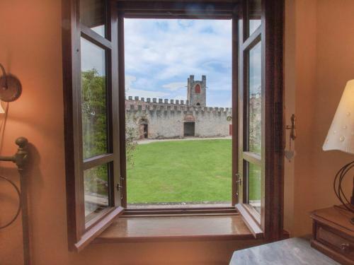  Apartment Castello di Magnano by Interhome in Diolo