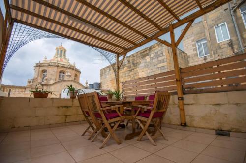Valletta Grand Central, Valletta