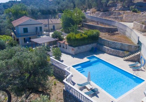  Villa Levanda in Longos