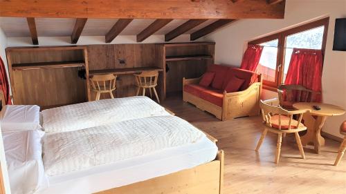 Alpino Lodge - image 10