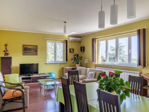 Apartment Kate-3 by Interhome in Rukavac