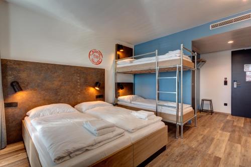 MEININGER Hotel Berlin Tiergarten - image 6