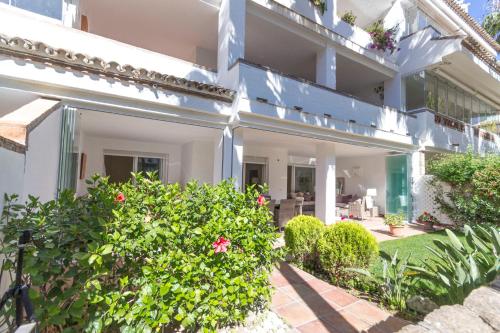 2018 Las Canas beach, first line beach, Marbella golden mile