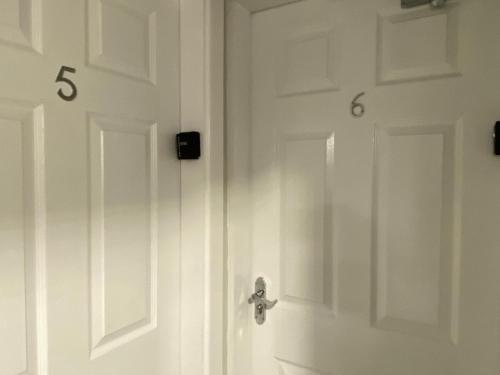 ライリーズ ルームズ