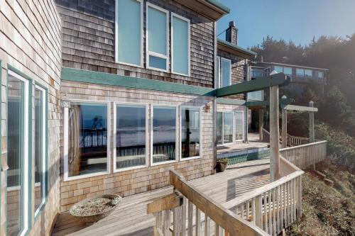 The Cliff House - image 4