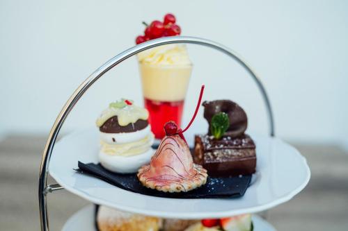 Sherbrooke Castle Hotel - image 5