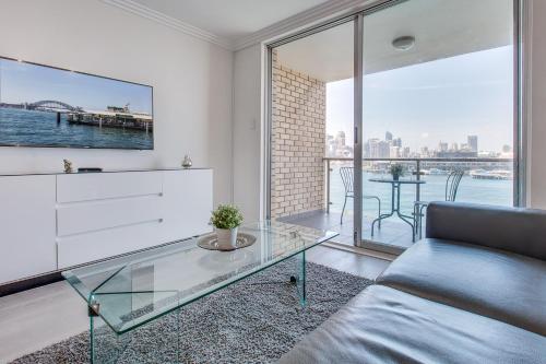 Guestroom, Wake up to Sydney Harbour in Balmain