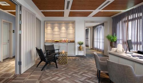 Gyógyfürdő, Edmond Rosh Pina in Rosh Pina