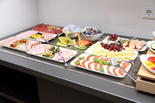 Hotel New In Guesthouse – Gaimersheim, AZ
