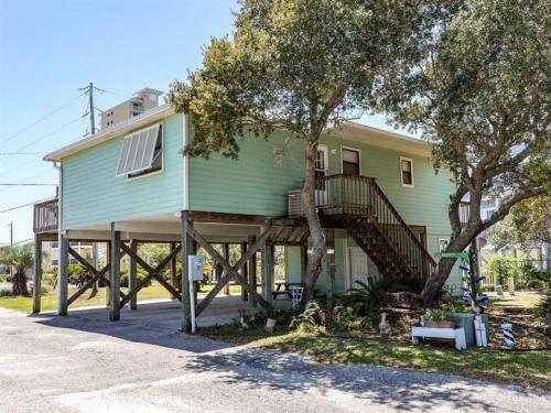 The Dugout by Meyer Vacation Rentals - image 3