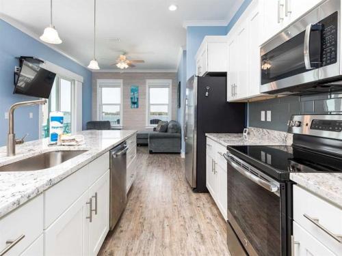The Sandlot by Meyer Vacation Rentals - main image