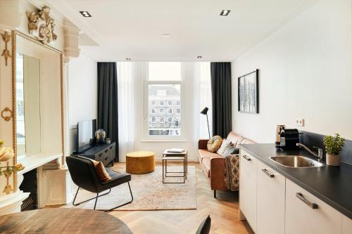 Deluxe Apartment image 10