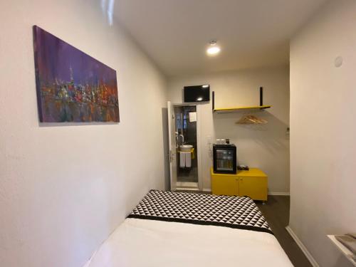 Piano Hotel - image 4