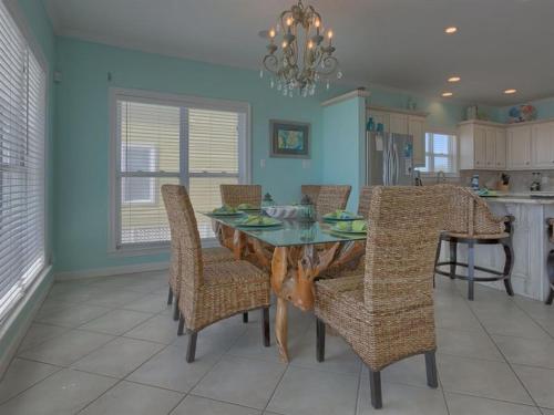 Seahorse Sands by Meyer Vacation Rentals - image 2