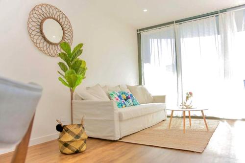 Lucid Apartment South Brisbane - Tap to explore photos