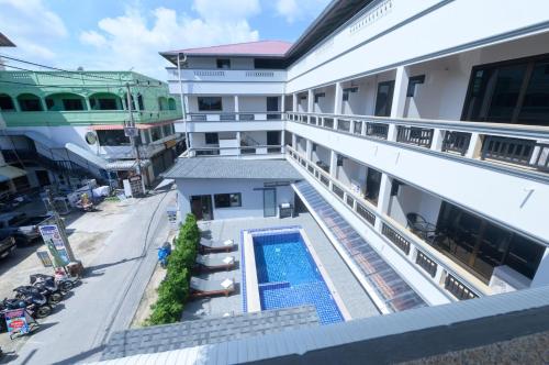 Coconut Grove Hotel Samui, Chaweng