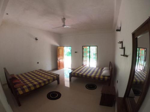 2 double beds