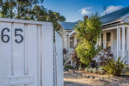 Gather at 65 Main in Hepburn Springs