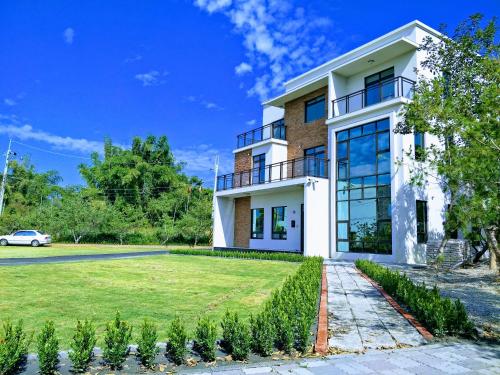 風鈴鐵道包棟Villa莊園-全新電梯景觀莊園