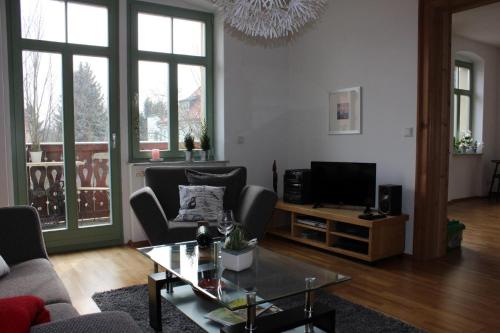 Traumhafte Etagenwohnung in Günderzeitvilla, Drážďany (fotografie 3)