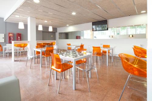 Residencia Universitaria Manuel Agud Querol - image 12