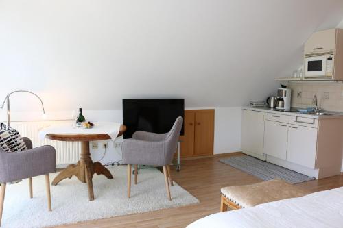 Iekārtas, Landhaus Schmitt in Sommerach