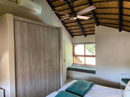 Kruger Park Lodge - IKZ2 - 3 Bedroom Chalet