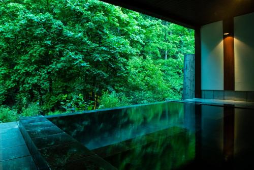 Tobira Onsen Myojinkan 扉温泉明神館
