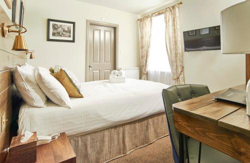 The Angel Inn Hotel - image 8