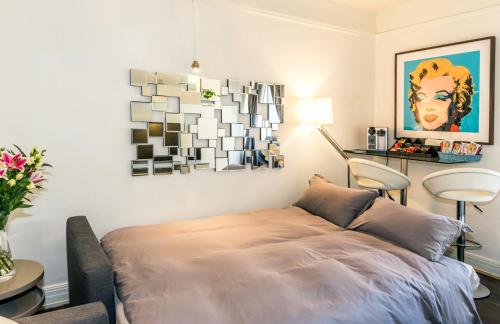Mayfair Apartment
