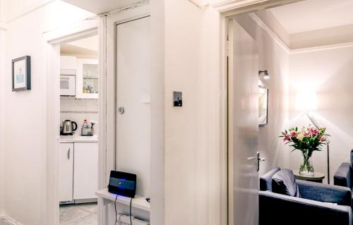 Mayfair Apartment