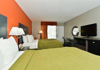 Motel 6-La Place, LA Quality Inn La Place is a popular choice amongst travelers in LaPlace (LA), whether exploring or just passing through. The property offers a high standard of service and amenities to suit the individu