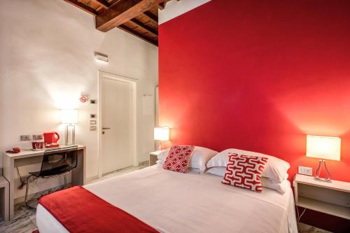 Hotel Boston - image 4