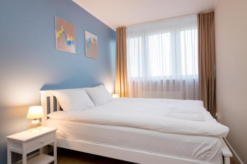Ochota Homely Apartment by BookingHost, Warsaw